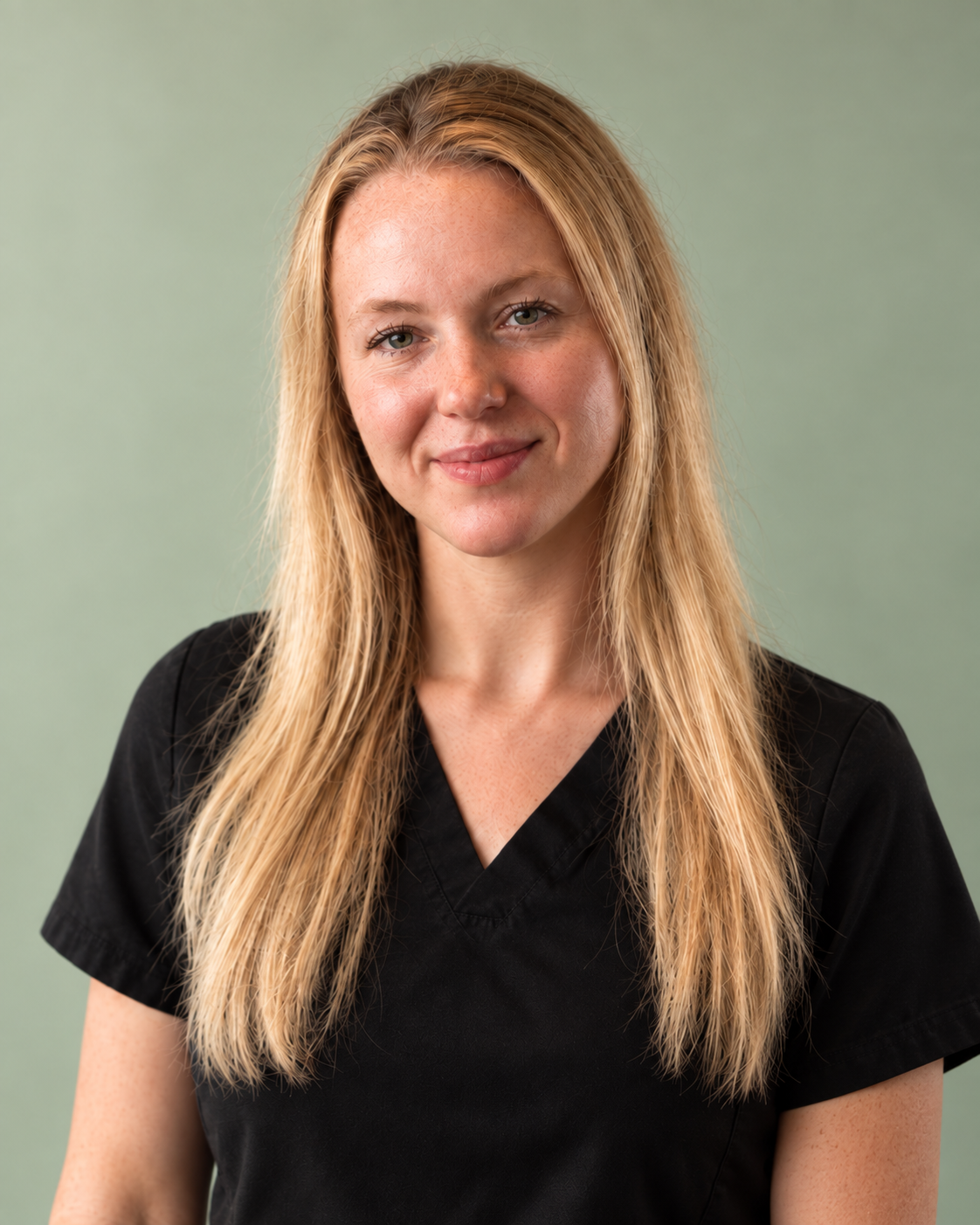 Sarah Hiller, Skin Renew paramedical tattoo practitioner
